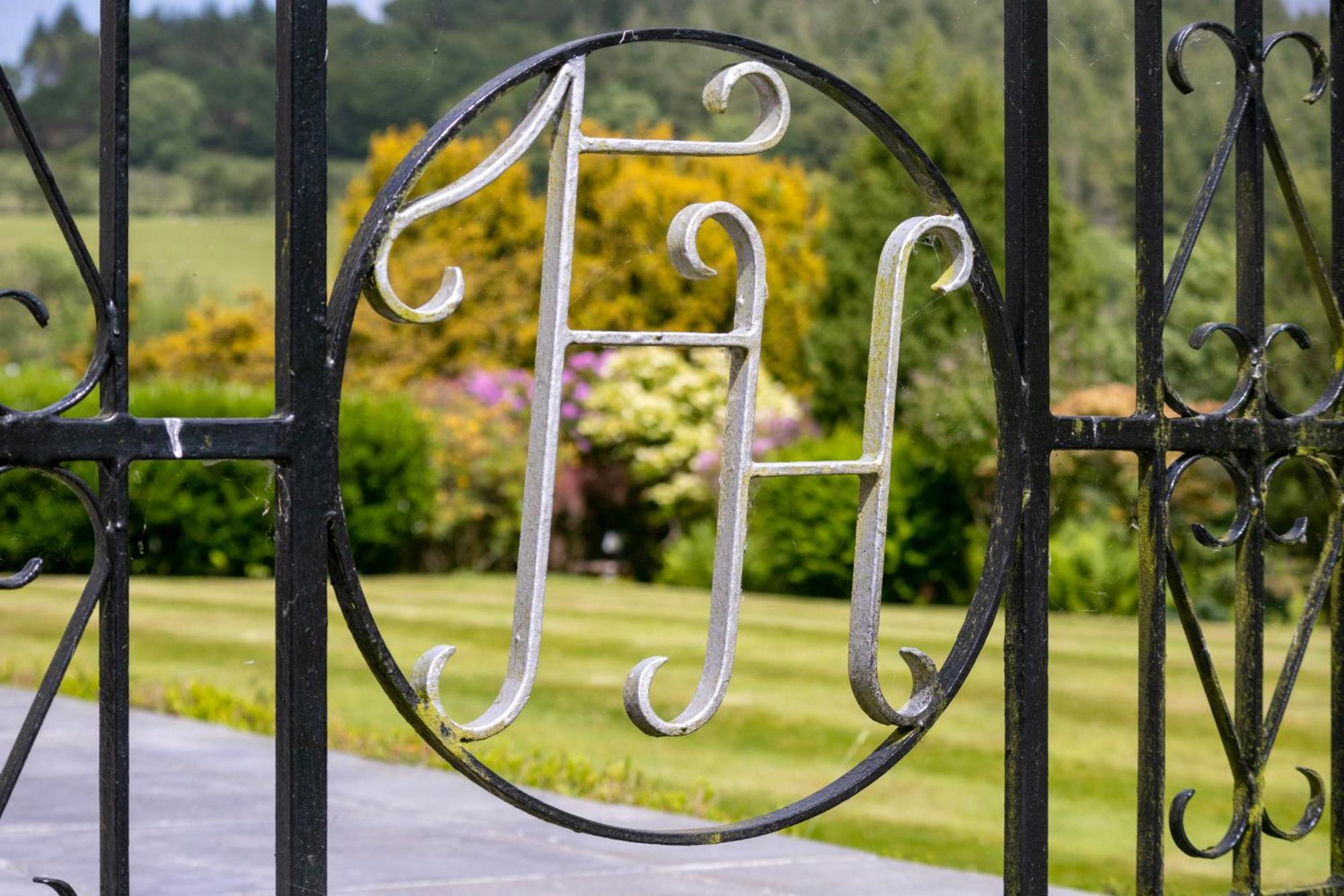 The Falcondale Hotel&Restaurant Lampeter Esterno foto