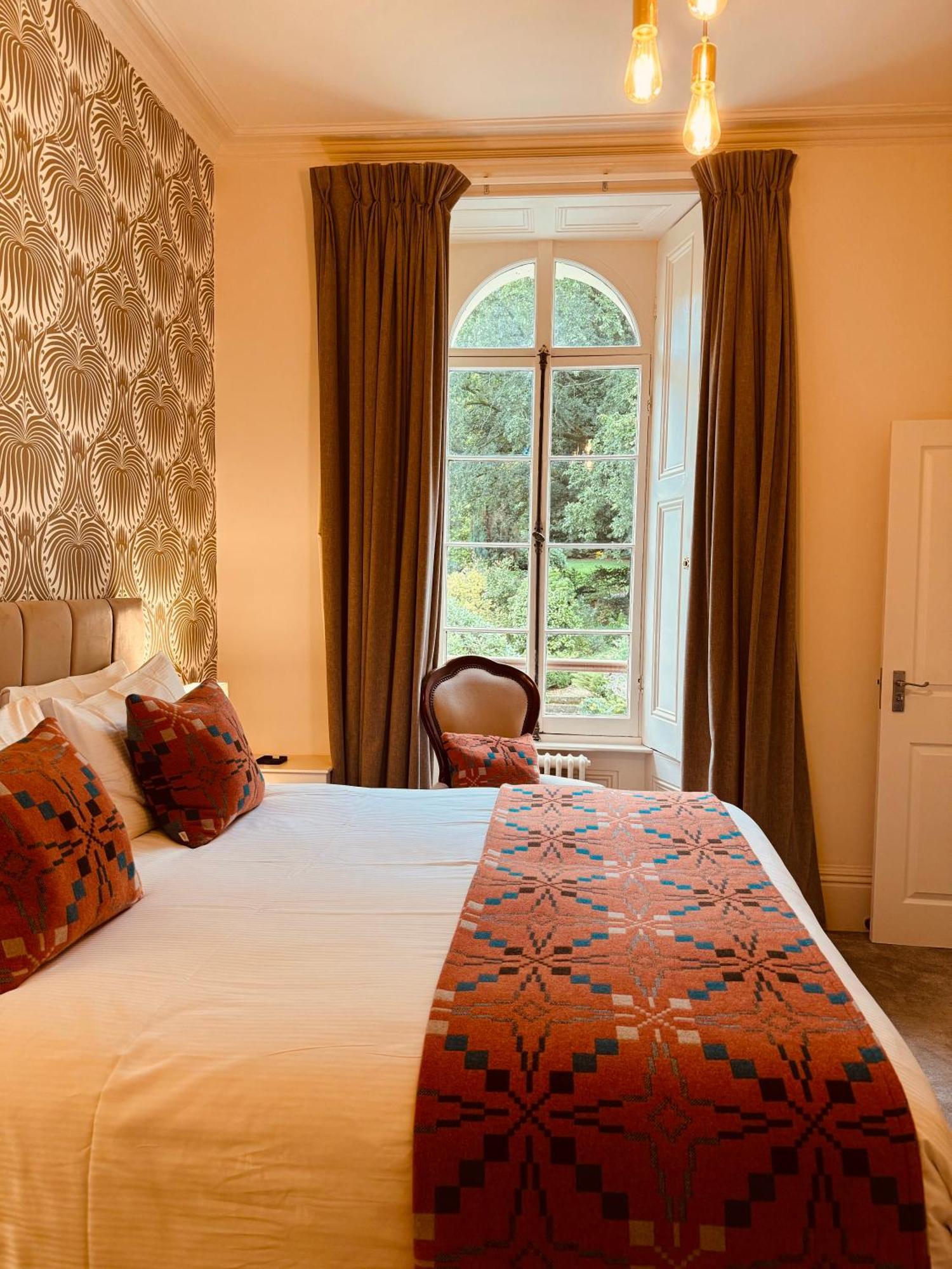 The Falcondale Hotel&Restaurant Lampeter Esterno foto